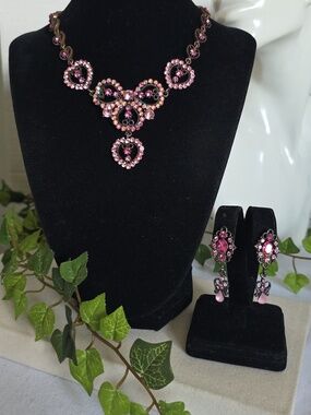 Vintage Style Pink Rhinestone Heart Necklace & Dangle Earring Set